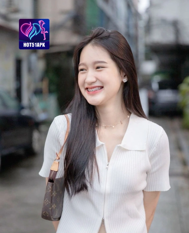 Intan Anggraini HOT51APK