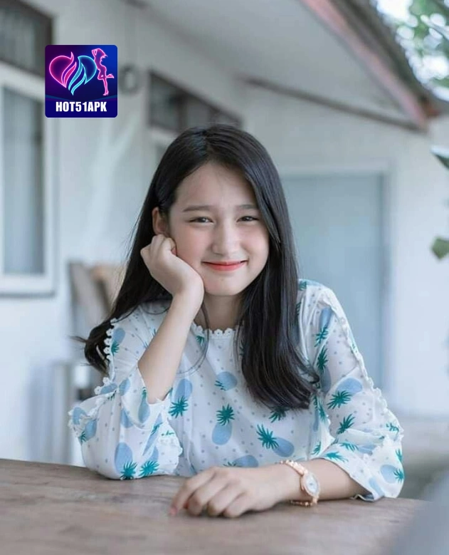 Intan Permatasari HOT51APK