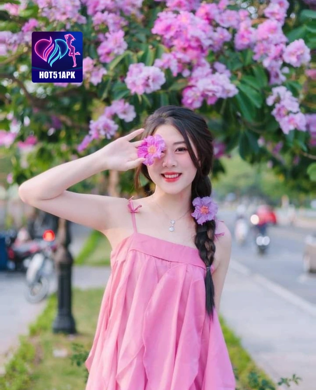 PIndah Hutabarat HOT51APK