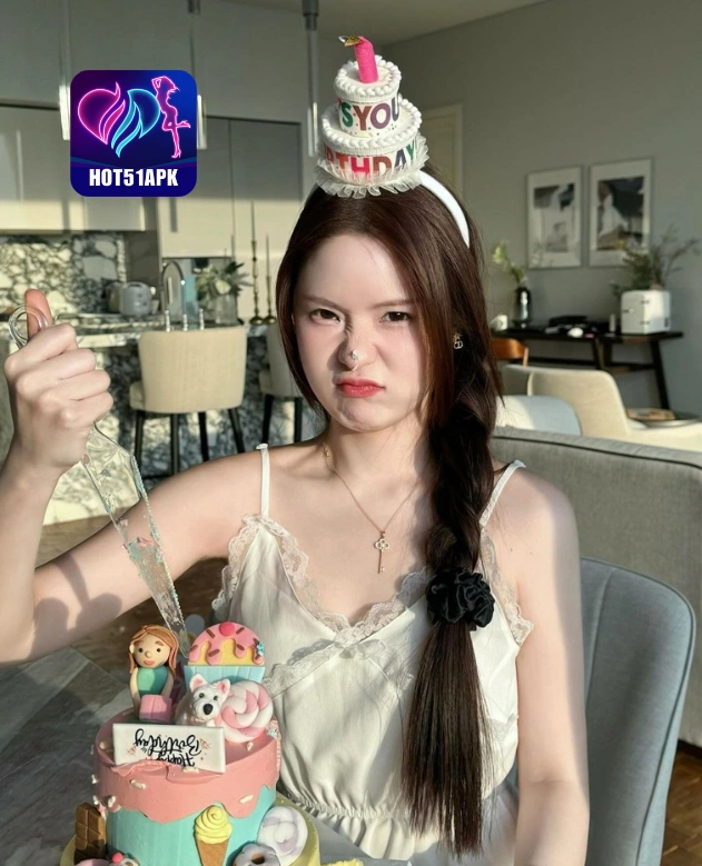 Briella Huber HOT51APK