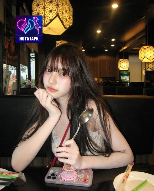 Jihane Almira Chedid HOT51APK
