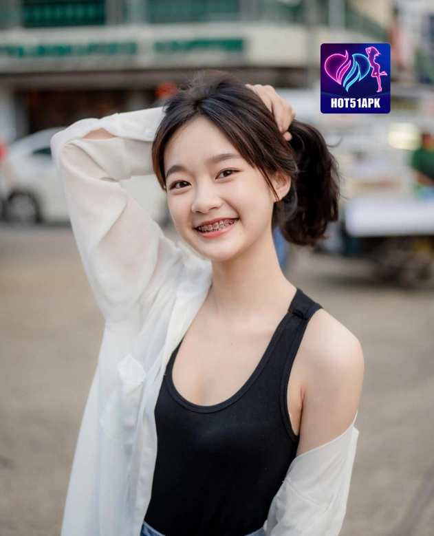 Tari Siregar HOT51APK