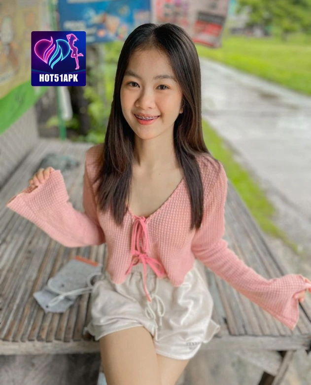 Zaskia Adya Mecca HOT51APK