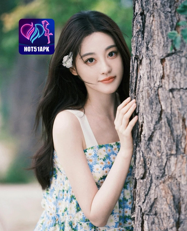 Jade Bennett HOT51APK